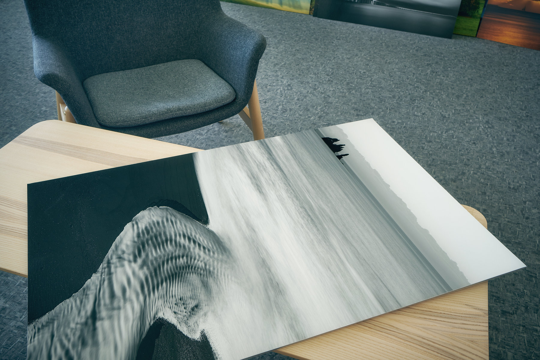 Ukázka fotoobrazu na desce od studia Pikitia