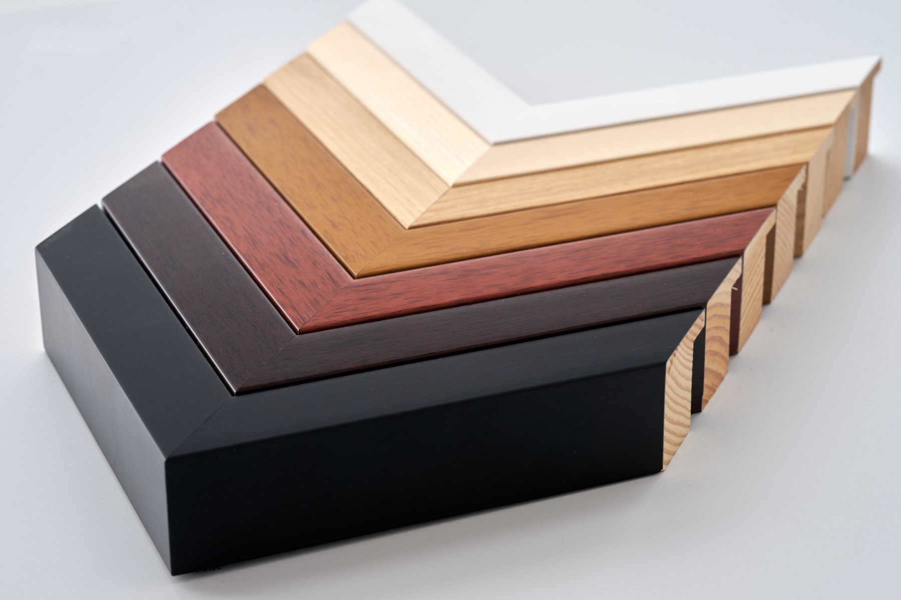 Dřevěný rám Nielsen Almada